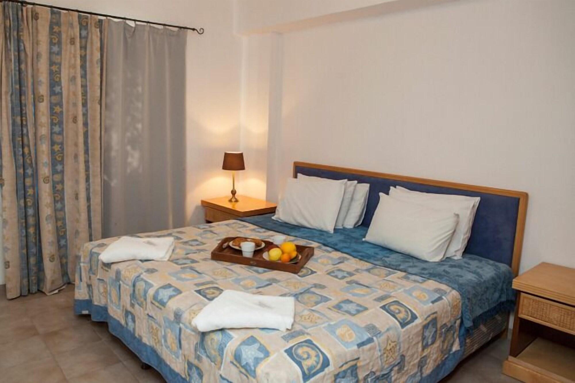 Alecos Hotel Apartments Paphos Eksteriør bilde