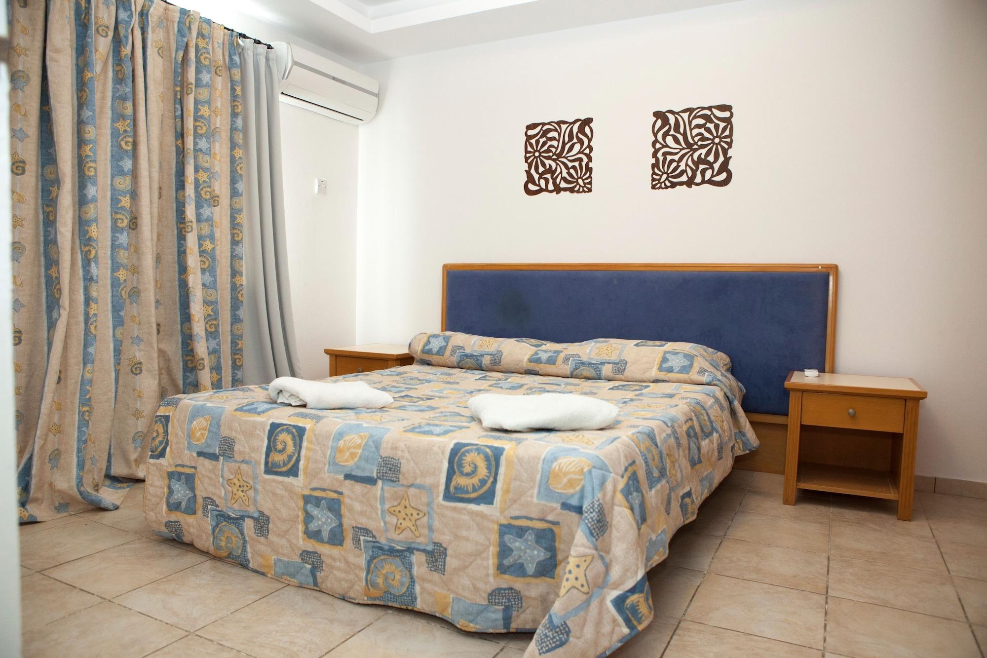 Alecos Hotel Apartments Paphos Eksteriør bilde