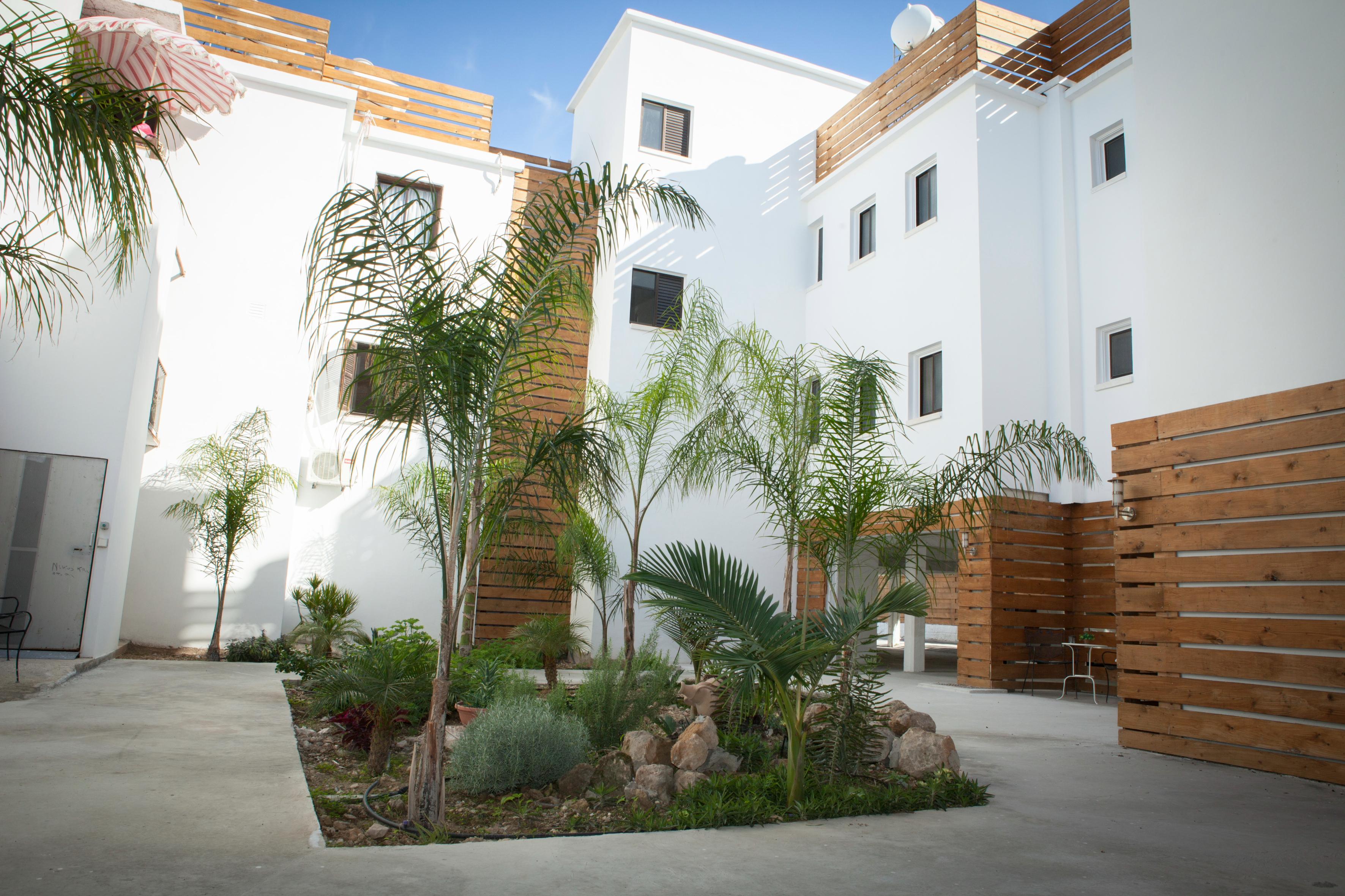 Alecos Hotel Apartments Paphos Eksteriør bilde