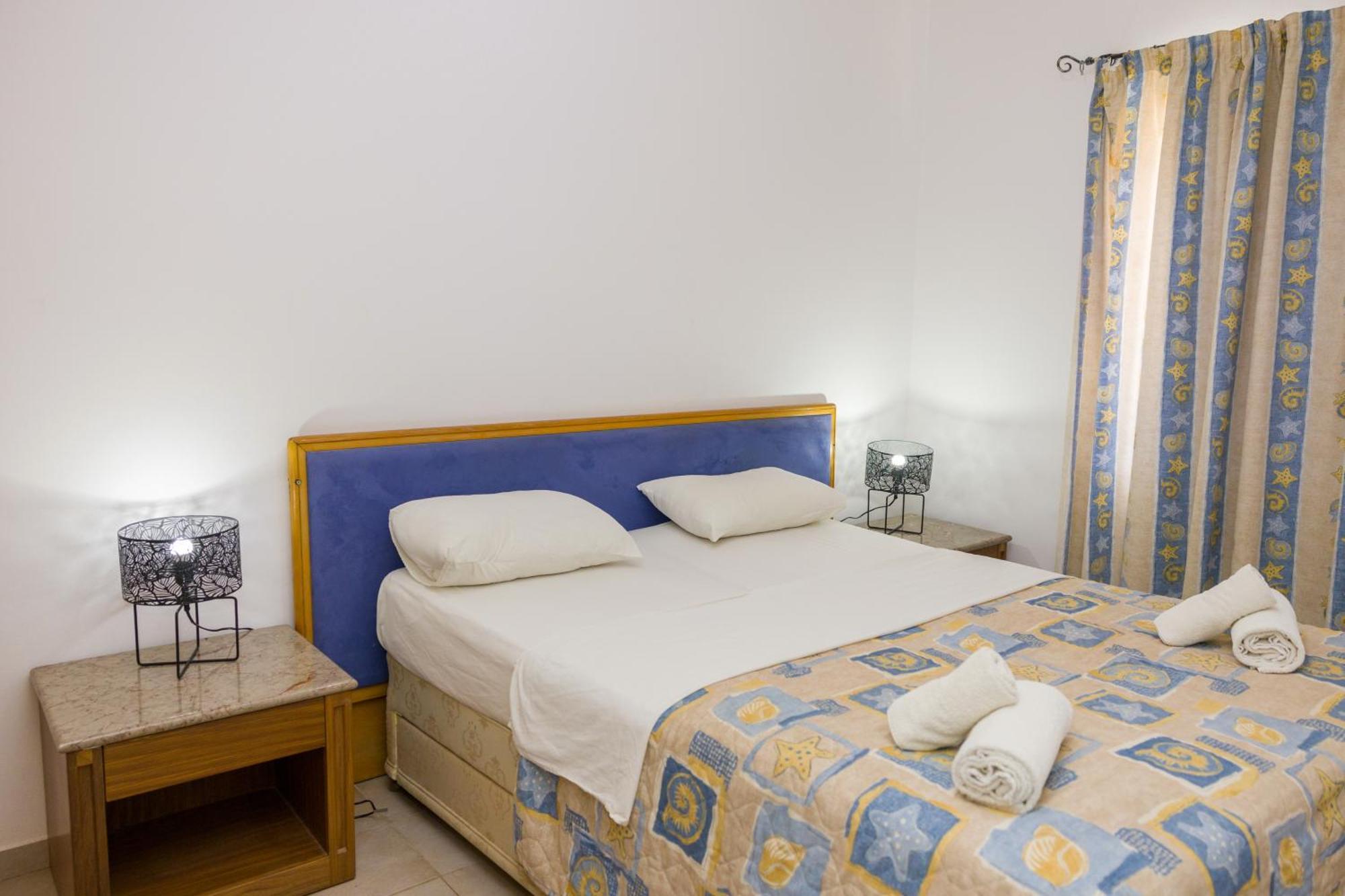Alecos Hotel Apartments Paphos Eksteriør bilde